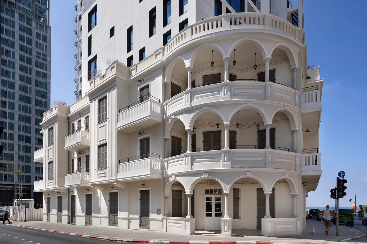 רנומה - צילום מהאתר הרשמי · 4
